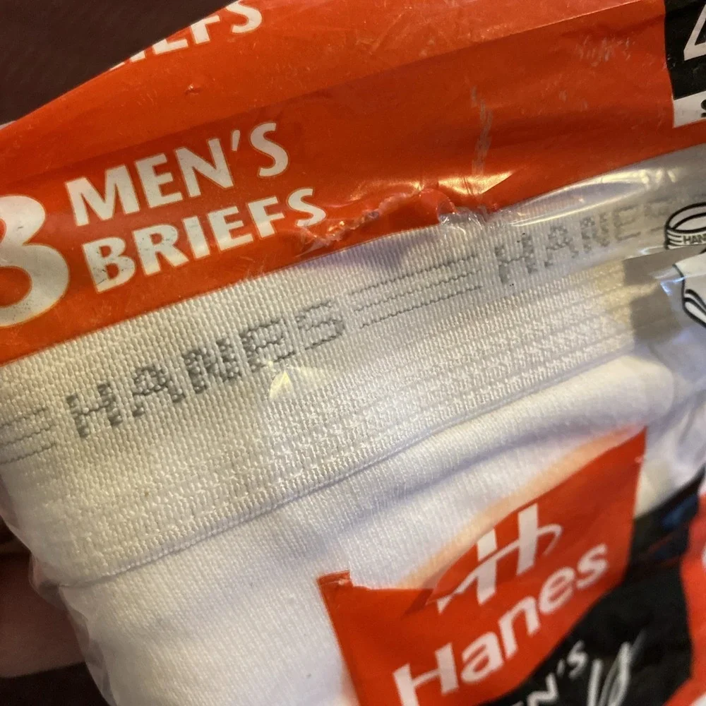 VINTAGE 1997 HANE'S MEN'S 100% PRESHRUNK COTTON WHITE BRIEFS NEW OLD STOCK SZ 40